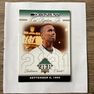 Cal Ripken Jr trading card